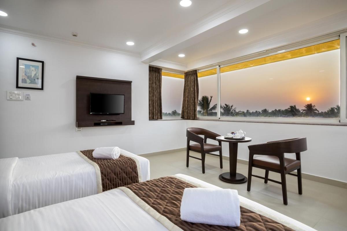 Sairaj Beach Resort Calangute Zewnętrze zdjęcie